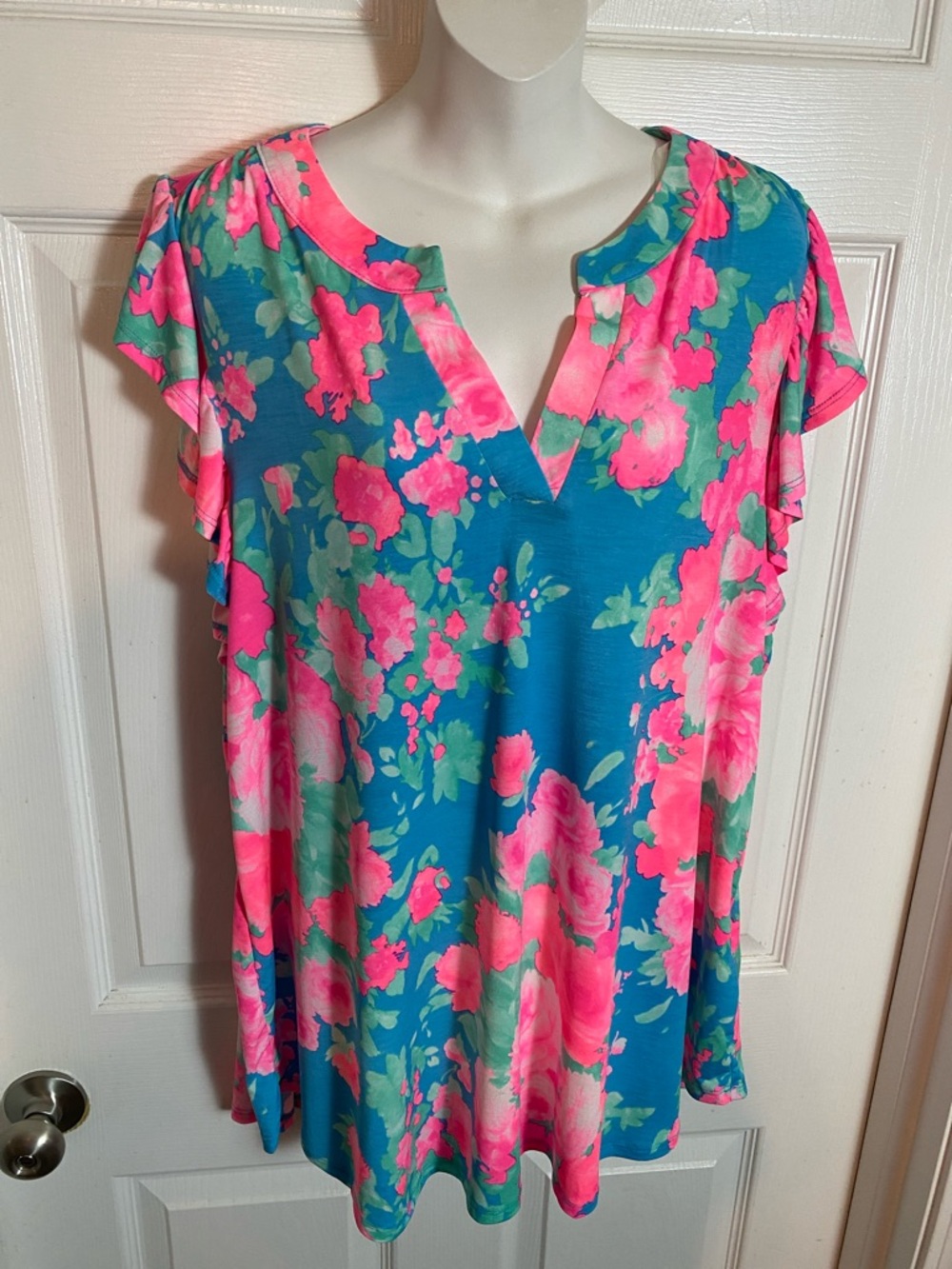 Dear Scarlett Teal Tunic with Neon Tropical Pink Floral Print - Picture 10 of 10